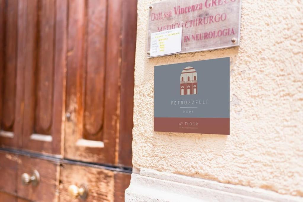 Petruzzelli Home バーリ エクステリア 写真
